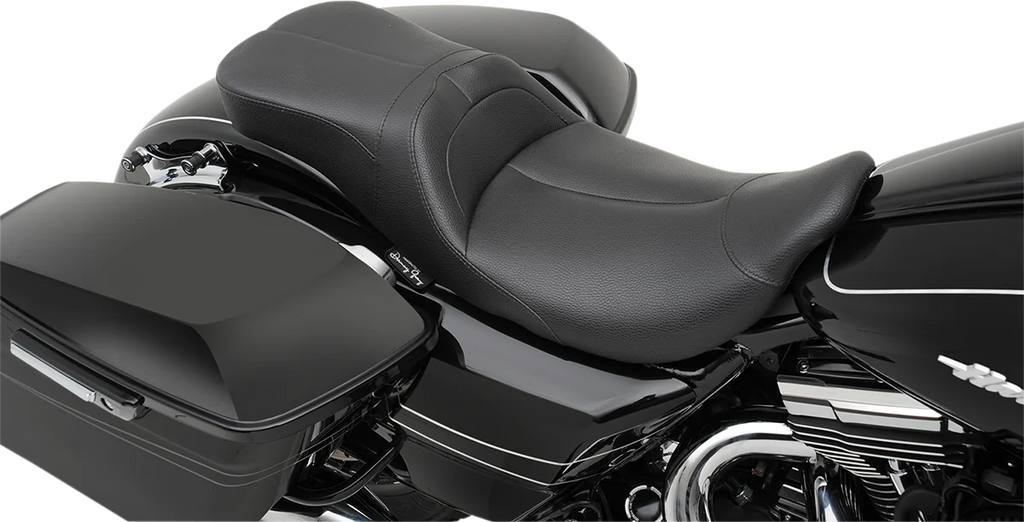 Danny Gray LowIST Seat - Black - Leather - FL '08-'23 FA-DGE-0290 - Installation View
