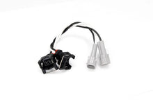 Load image into Gallery viewer, DeatschWerks 14-17 Arctic Cat Wildcat 700 - 1200CC/min Injectors - Back View