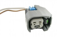 Load image into Gallery viewer, DeatschWerks USCAR Top Feed Injector Clips - Case of 50 - Back View