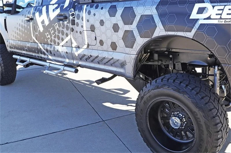 Deezee 17-23 Ford Super Duty Side Box Step 6 1/2Ft Bed - Installation View