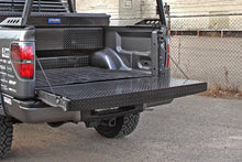 Load image into Gallery viewer, Deezee 19-23 Chevrolet Silverado Tailgate Protector Full Black-Tread - Side View