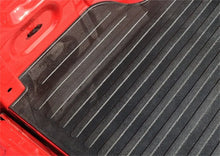 Load image into Gallery viewer, Deezee 20-23 Chevrolet Silverado Heavyweight Bed Mat - Custom Fit 6.9Ft Bed (Lined Pattern) - Side View