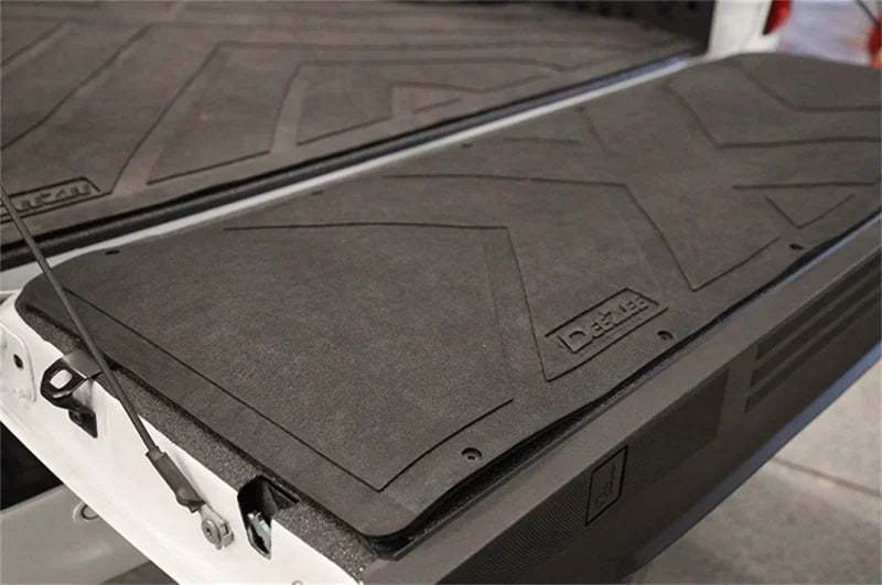 Deezee Universal Tailgate Mat - Full Size/Universal (X Pattern) - Side View