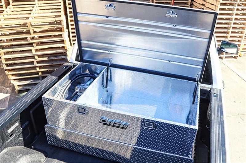 Deezee Universal Tanks - Combo Brite-Tread Aluminum (62 Gal) - Installation View