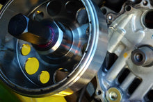 Load image into Gallery viewer, Dennis Stubblefield Sales Flywheel Puller - M20 x 1.5 - Right Hand Thread - Male - Side View