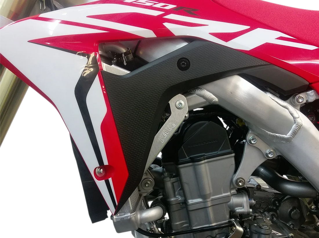 Devol Radiator Race Brace Set - Honda 0122-1204 - Installation View