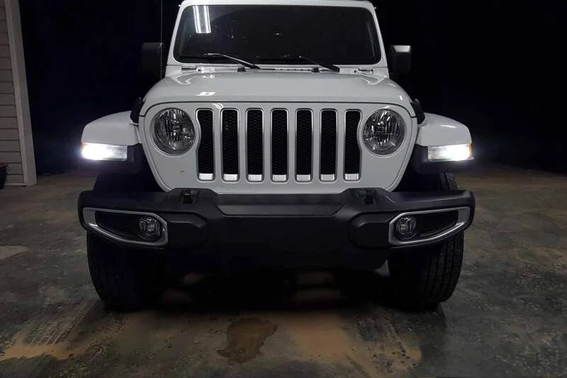 Diode Dynamics JL Wrangler Front Turn Stage 1 (7443 LED Bulb HP48 - White and - Amber) - Back View
