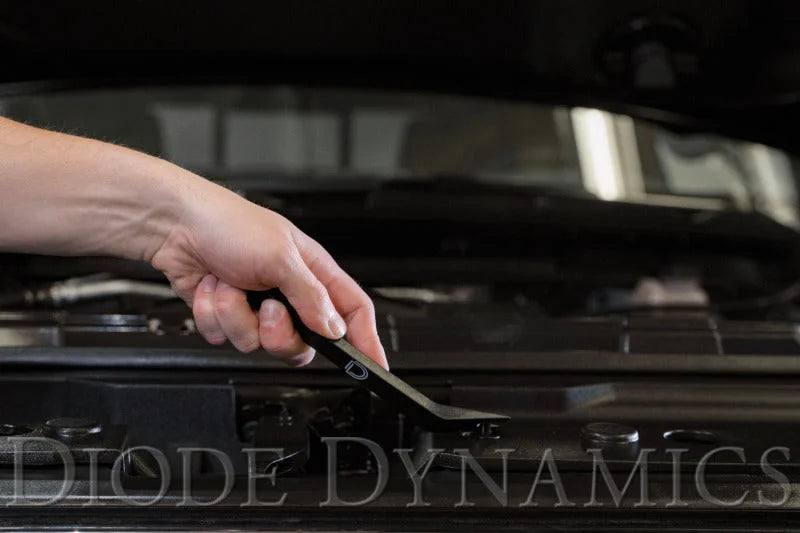 Diode Dynamics Plastic Trim Removal Set 5 Piece - Installation View