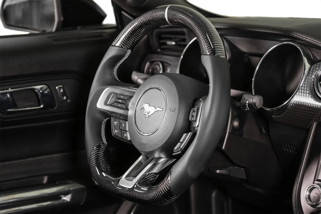 Drake Muscle Drake Muscle Cars Steering Wheel - Carbon Fiber with Leather Grips - Heated MU950-07 - Installation View
