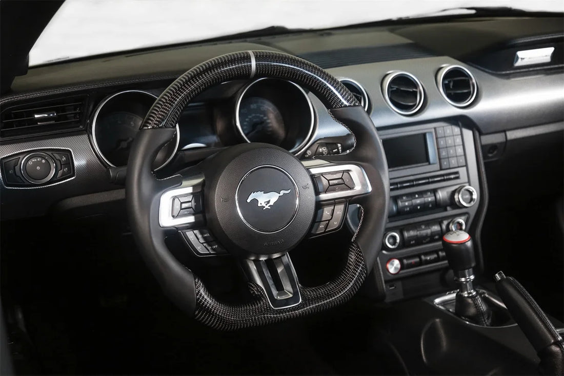 Drake Muscle Drake Muscle Cars Steering Wheel - Carbon Fiber with Leather Grips MU950-09 - Installation View