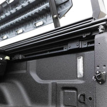 Load image into Gallery viewer, EGR 20-23 Jeep Gladiator Sport Overland Rubicon Sport S Retractable Bed Cover - Additional View 5