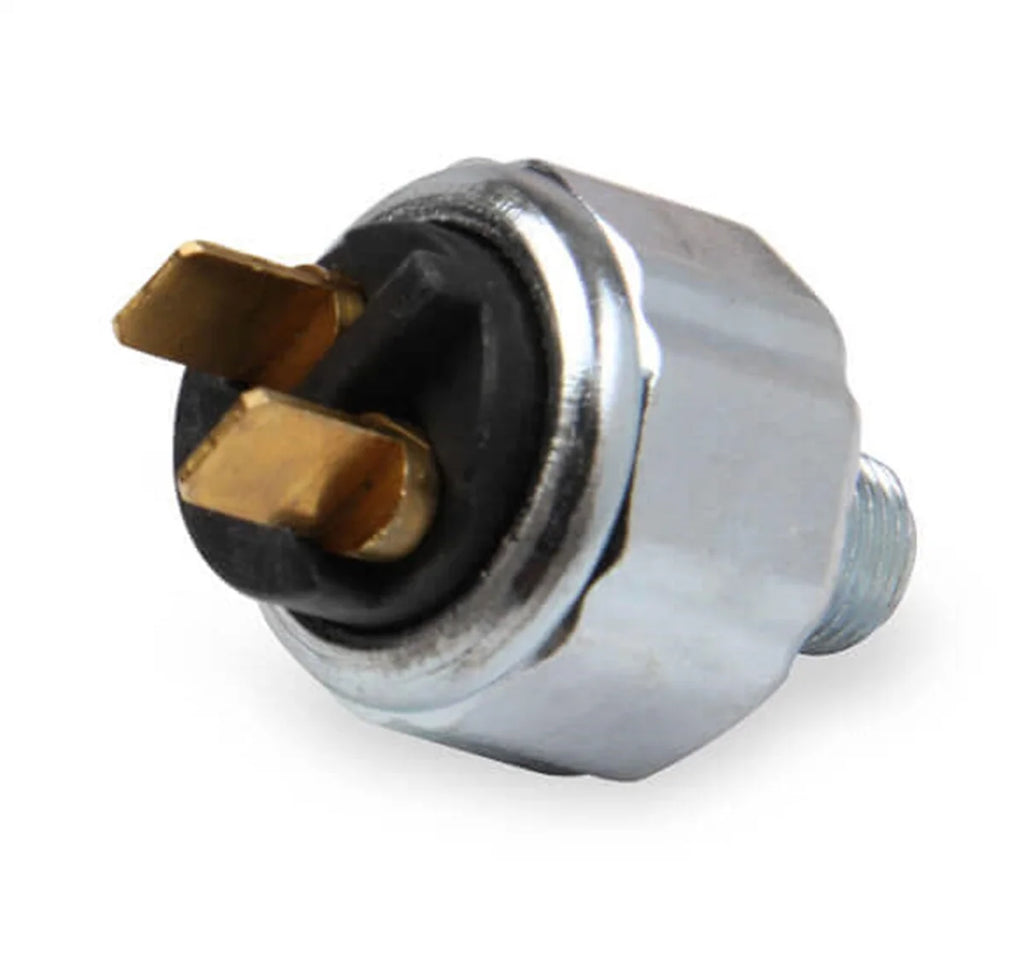 Earl's Performance Earl's Brake Light Switch Kit - Pressure Activated w/ Tee PK0017ERL - Installation View