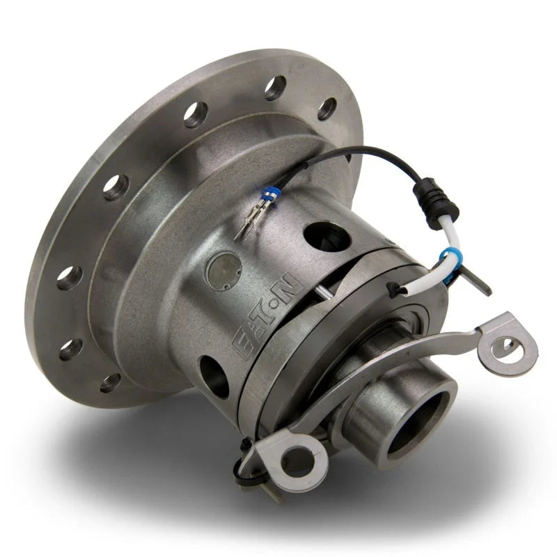 Eaton ELocker4 Differential 32 Spline Toyota Land Cruiser 70/100/105/200 - Installation View