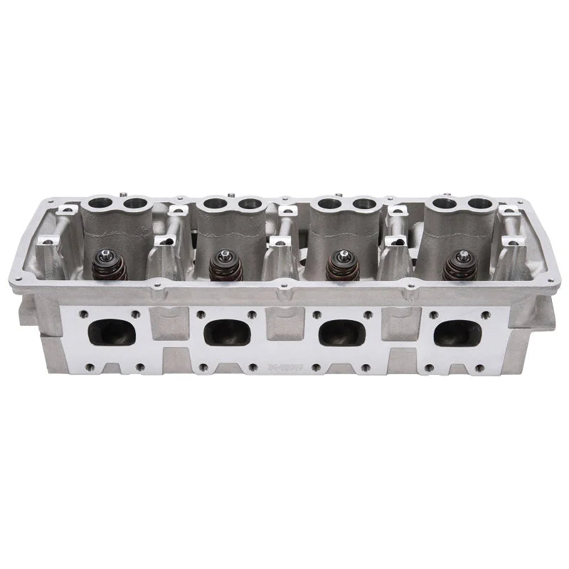 Edelbrock Cylinder Head Chrysler HEMI (Gen III) Performer RPM Early 5.7L Chamber Size 83cc Complete - Installation View