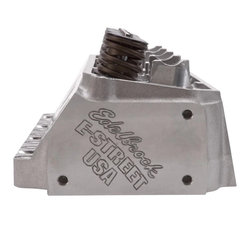 Edelbrock Cylinder Head E-Street Big Block Chrysler Complete Pair - Installation View