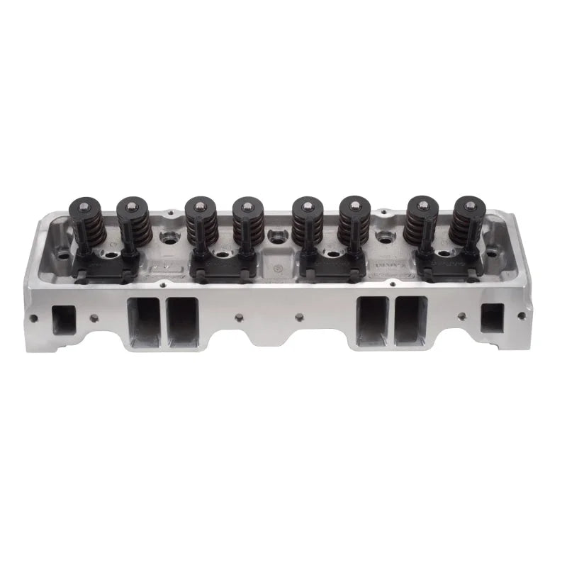 Edelbrock Cylinder Head E-Street SB Chevrolet 64cc (Complete Pair) - Installation View