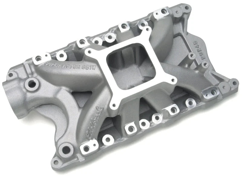 Edelbrock Ford Windsor Super Victor EFI Manifold 9 5In Deck - Installation View