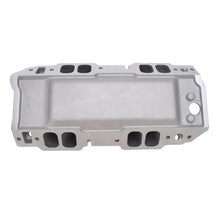 Load image into Gallery viewer, Edelbrock Manifold BBC Short Deck Super Victor 565 Conventional Rect Port Heads - Installation View