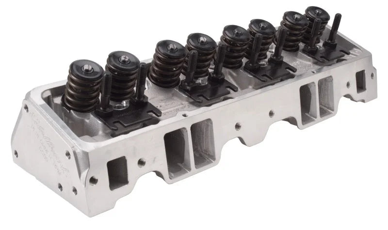 Edelbrock Single Perf RPM SBC 64cc Head Comp - Side View
