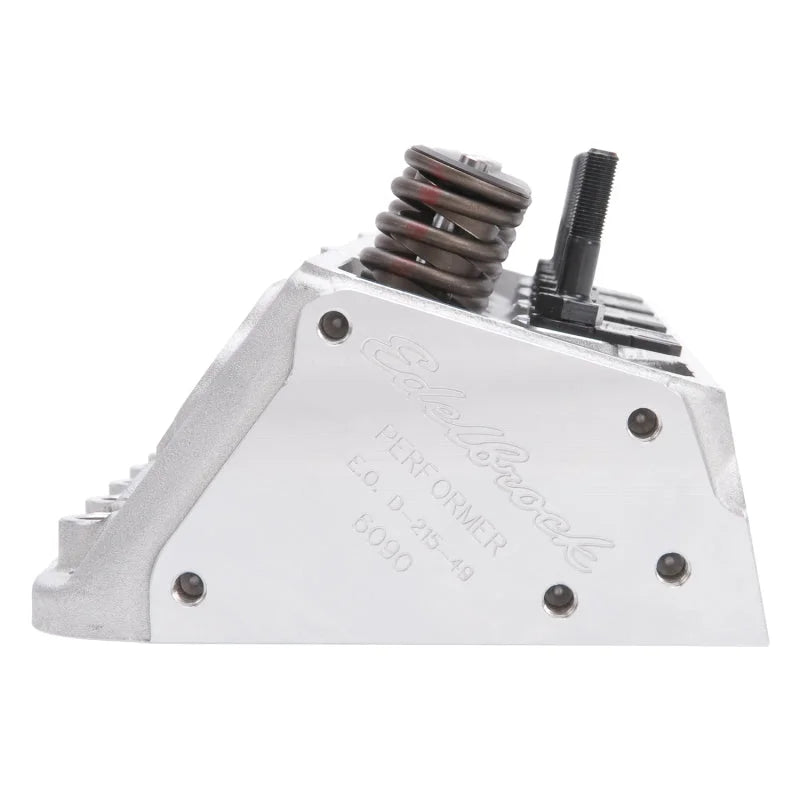 Edelbrock Single Perf SBC 64cc Head Comp - Installation View