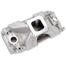 Load image into Gallery viewer, Edelbrock Victor 454-R 850 Manifold - Installation View