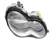 Load image into Gallery viewer, EiKO Automotive Lighting Headlight Assembly LUS4071