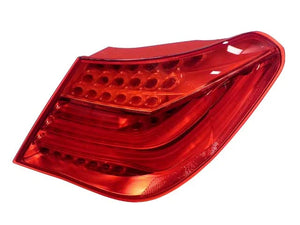 EiKO Automotive Lighting Taillight Assembly LUS5731