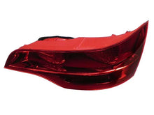 Load image into Gallery viewer, EiKO Automotive Lighting Taillight LUS5531 - Main Product View