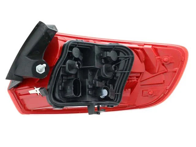 EiKO Automotive Lighting Taillight LUS5672 - Side View