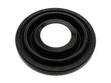 Load image into Gallery viewer, Elring Dichtung Crankshaft Seal 829.056 - Side View