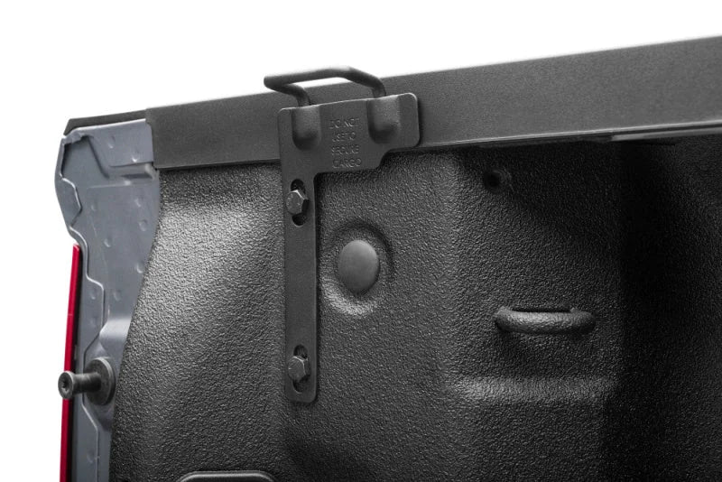 Extang 15-22 Chevy/GMC Canyon/Colorado (5ft. 2in. Bed) Solid Fold ALX - Side View