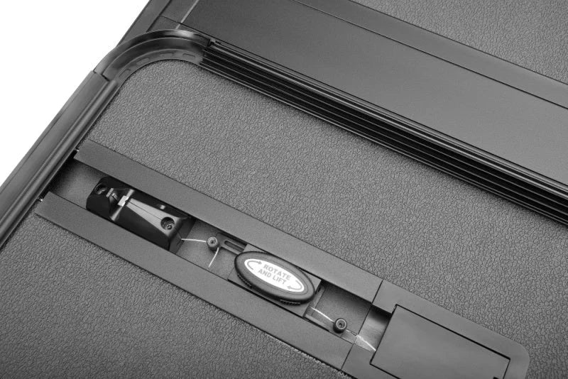 Extang 15-22 Chevy/GMC Canyon/Colorado (5ft. 2in. Bed) Solid Fold ALX - Additional View 7