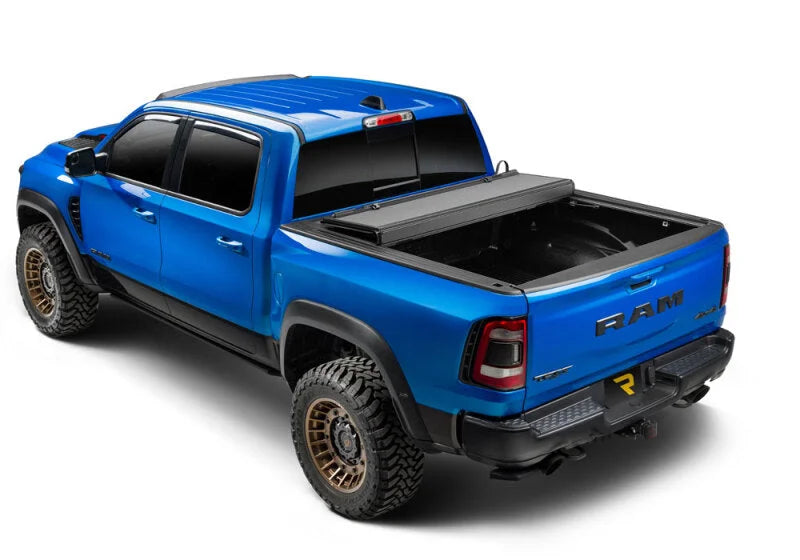 Extang 17-23 Honda Ridgeline 4.5ft. Bed Endure ALX - Back View