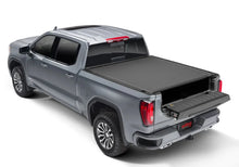 Load image into Gallery viewer, Extang 20-23 Jeep Gladiator (JT) (w/o Rail System) Xceed - Installation View