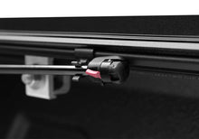 Load image into Gallery viewer, Extang 2020 Chevy/GMC Silverado/Sierra (6 ft 9 in) 2500HD/3500HD Xceed - Additional View 5