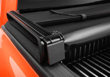 Load image into Gallery viewer, Extang 2024 Toyota Tacoma (5ft Bed) Trifecta Signature 2.0 - Additional View 11