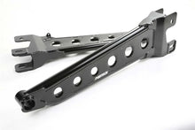 Load image into Gallery viewer, Fabtech 05-20 Ford F250/350 &amp; 08-20 Ford F450/550 4WD 4/6/8in Lift Radius Arm System - Additional View 6