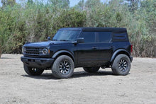 Load image into Gallery viewer, Fabtech 2021+ Ford Bronco 4WD 1.5in Leveling System - Side View