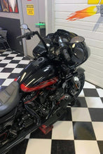 Load image into Gallery viewer, Fat Baggers Inc. Handlebar - Flat Top - 12" - Black 706012-B - Installation View