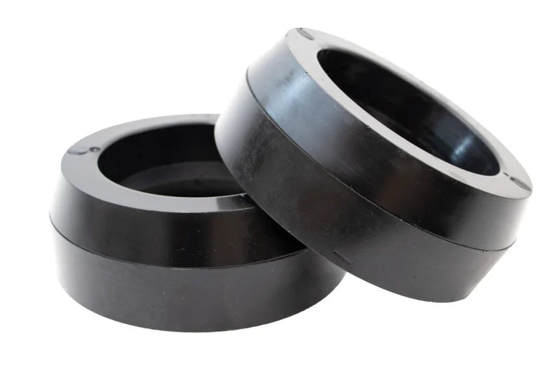 Fishbone Offroad 07-14 FJ Cruiser 1.5In Rear Leveling Kit - Main Product View