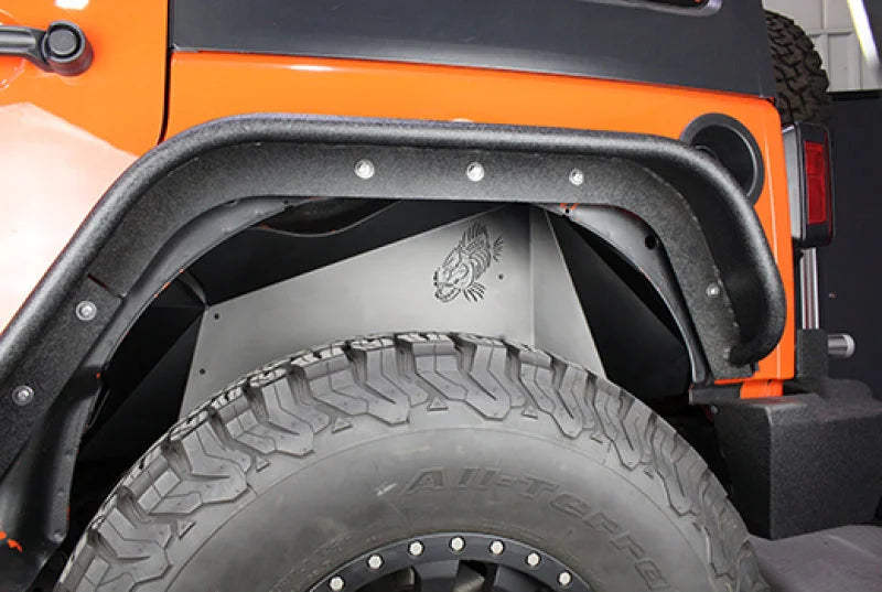 Fishbone Offroad 07-18 Jeep Wrangler JK Logo Aluminum Inner Fenders - Black Powdercoat - Back View