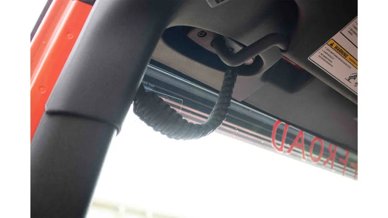 Fishbone Offroad 07-18 Wrangler JK A Pillar Sound Bar Black Paracord Grab Handles - Side View