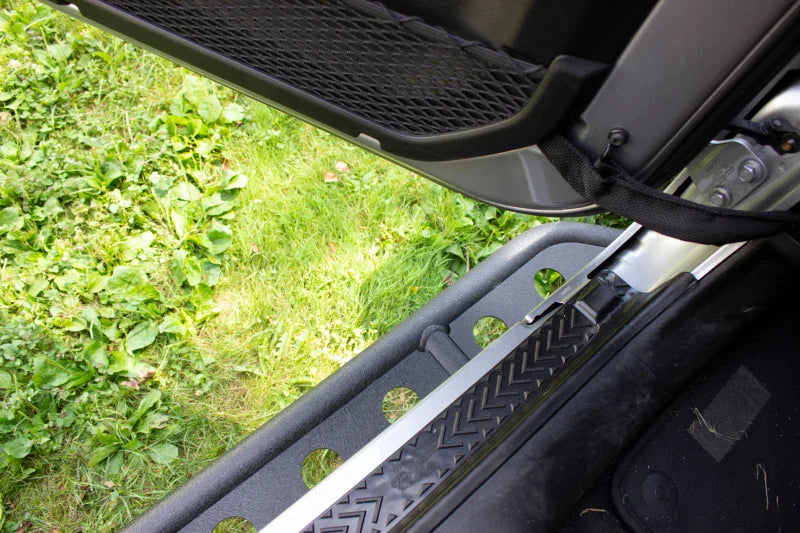 Fishbone Offroad 2018+ Jeep Wrangler JL Step Slider 4 Door - Installation View