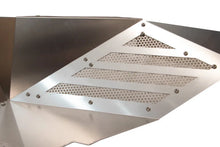 Load image into Gallery viewer, Fishbone Offroad 2018+ Jeep Wrangler Raw Rear Inner Fenders - Additional View 6