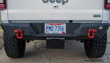 Load image into Gallery viewer, Fishbone Offroad 2In Receiver Hitch Mounted Step - Black Powdercoat Steel - Additional View 9