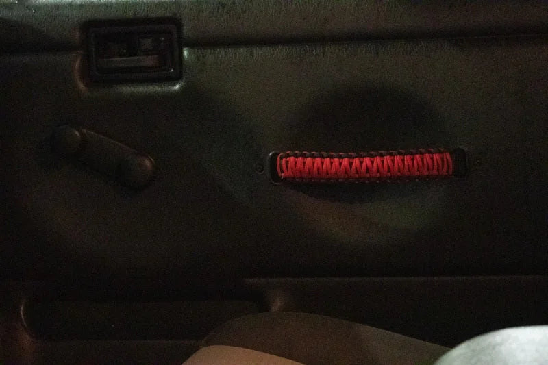Fishbone Offroad 97-06 Jeep Wrangler Paracord Door Handles - Black/Red - Side View