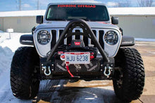 Load image into Gallery viewer, Fishbone Offroad Barracuda Stinger Bar fits 2007-2018 Jeep Wrangler JK - Installation View