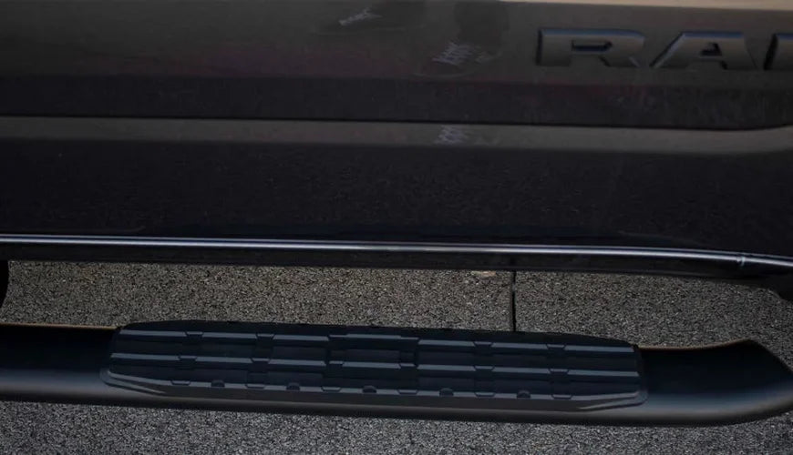 Fishbone Offroad 2019+ Chevrolet Silverado 1500 Double Cab Oval Side Steps - Black Textured - Side View