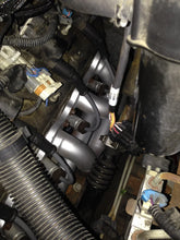 Load image into Gallery viewer, FlowTechFlowtech Shorty Headers - Black Painted91843FLT - Installation View