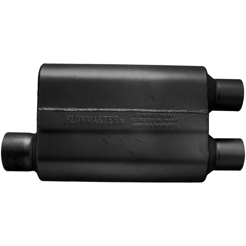 Flowmaster 40 Delta Flow® - 3.00 Offset In / 2.50 Dual Out - Aggressive Sound - Side View
